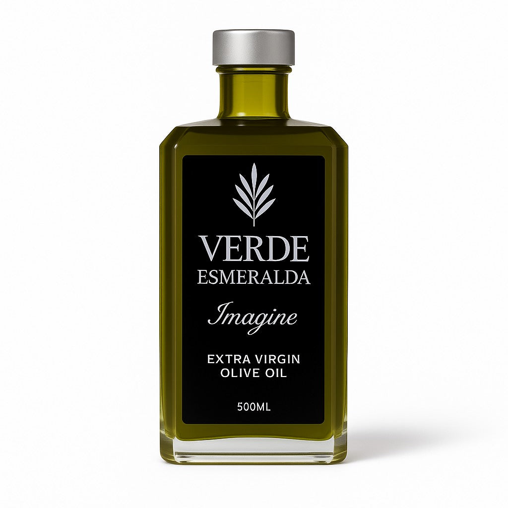 Verde Esmeralda Green Emerald premium Spanish olive oil bottle - A Tu Bien
